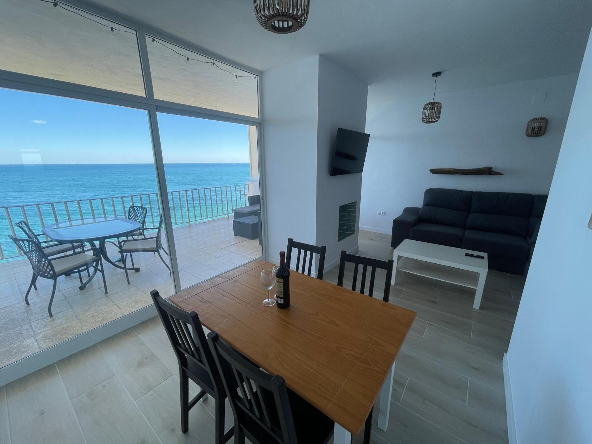 Beachfront, Top Floor Corner 2-Bed, Estepona Paseo Appartement Buitenkant foto